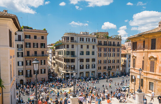 Spanish Steps weekend in Rome suggested itinerary From Home to Rome rental apartments
