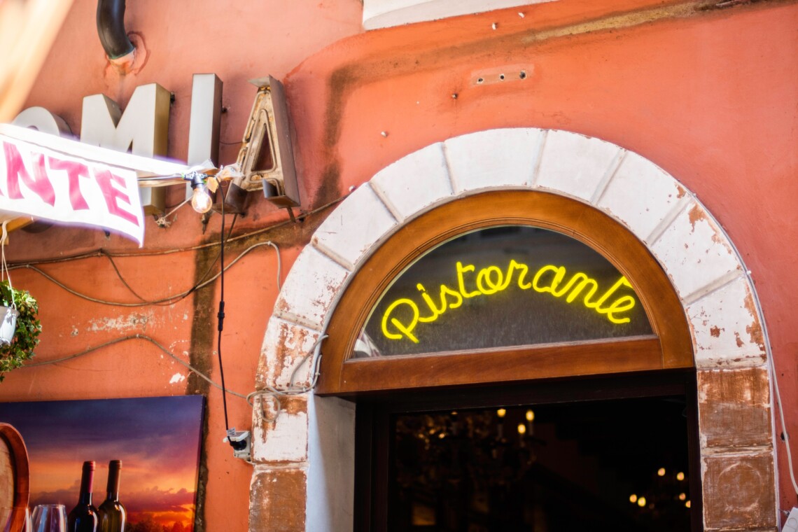 Come mangiare bene a Roma evitando le fregature delle trappole per turisti